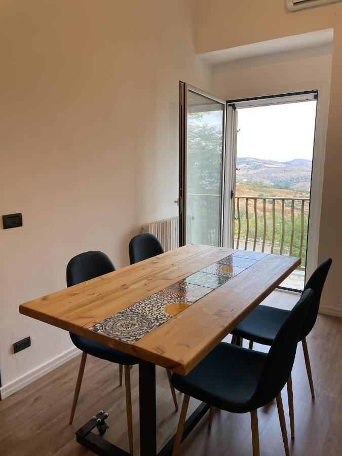شقة Loft Panoramico Caltagirone Centro المظهر الخارجي الصورة